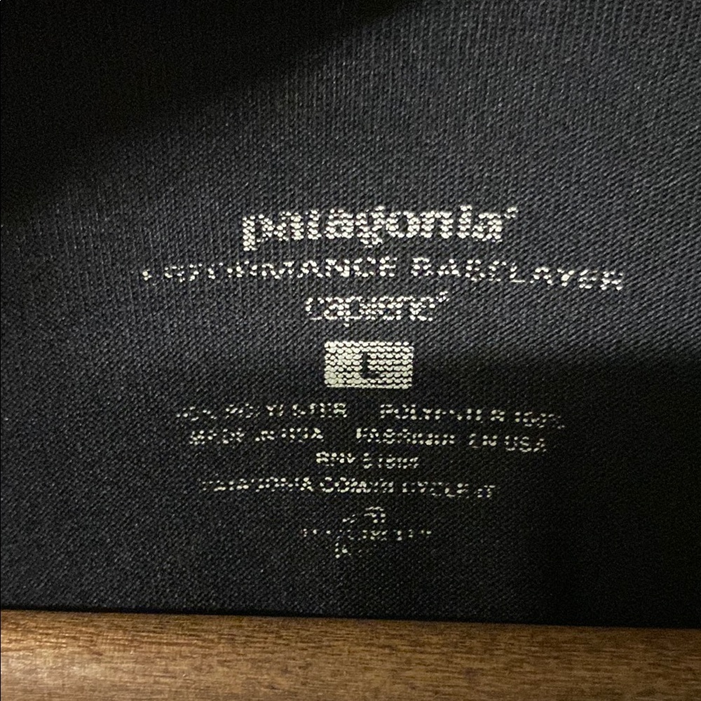 PATAGONIA Black Performance Baselayer Long Sleeve Too - Picture 2 of 4